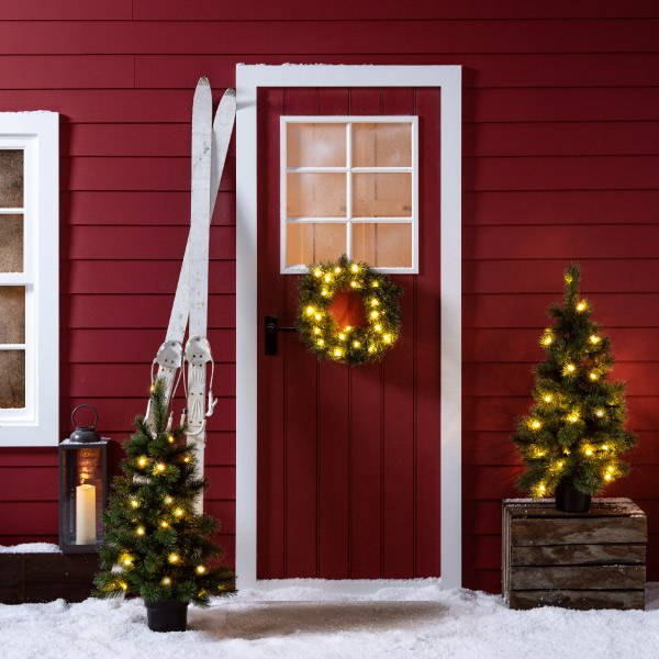 The Jolly Holidays Edit