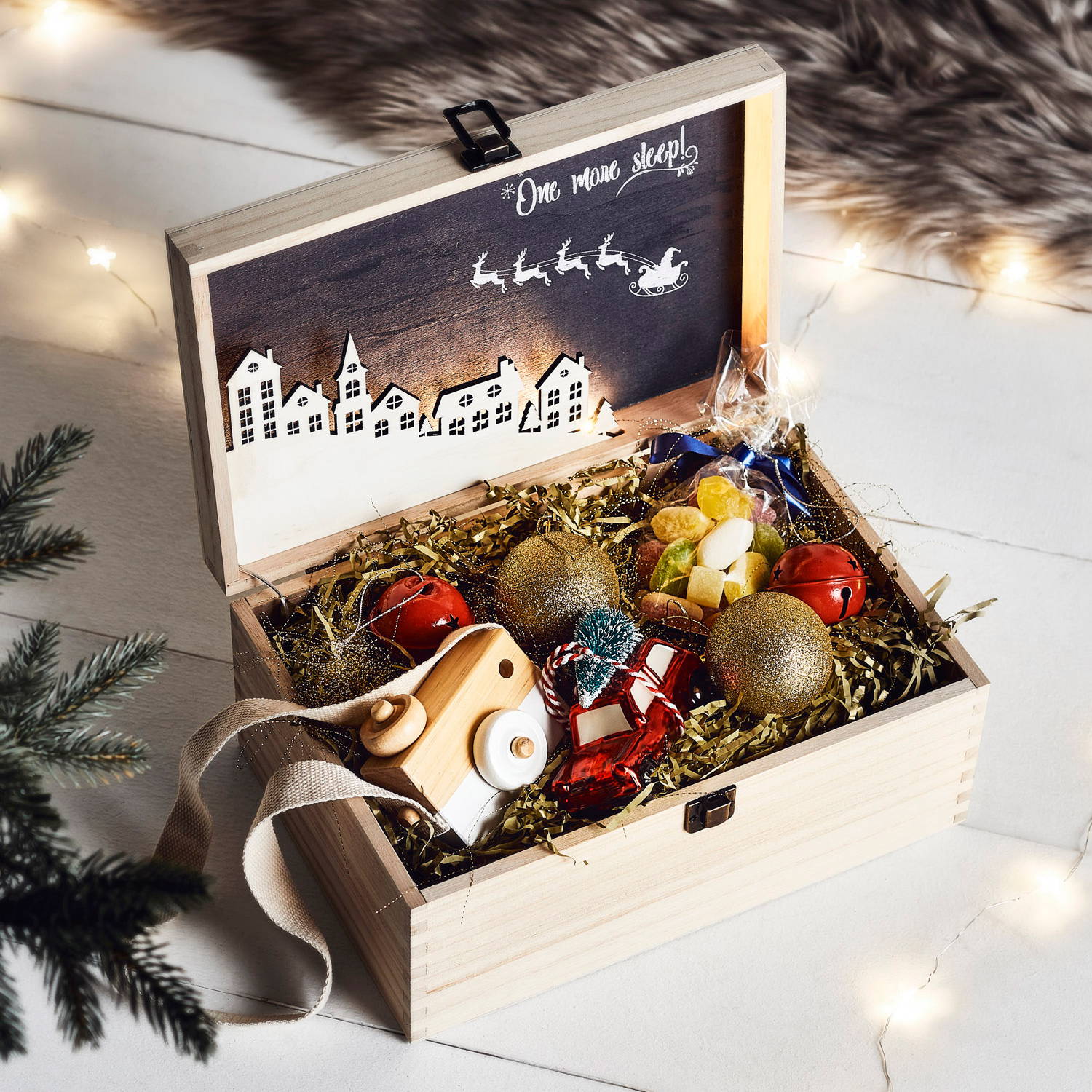 Christmas Eve Box Gift Guide