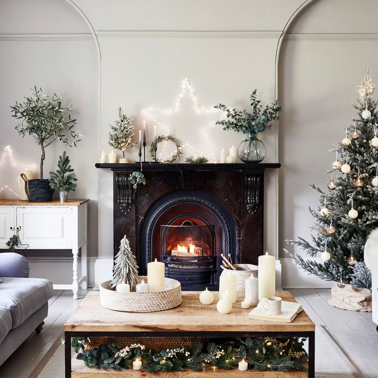 20_0463_v4_Christmas-Tree-Truglow-LED-Candles-Star-Lights-Festive-Wreath-Garland-Fireplace-Living-Room_4a5f9a24-730f-402a-8eb3-1cfba0f6e1a3.jpg