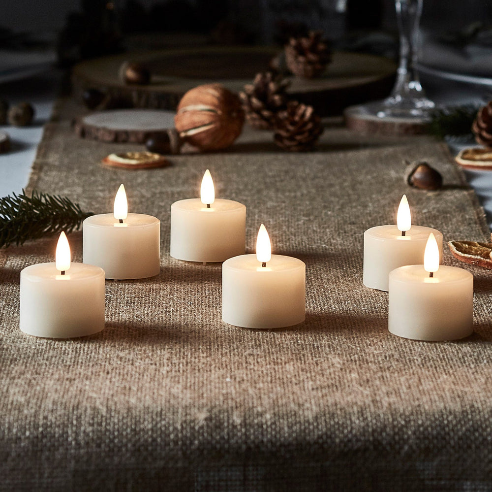 AU19001_True-Glow-Tea-Lights-Side_P2_0d66f9a2-0e05-4780-b411-ad7d58d6b6d0.jpg