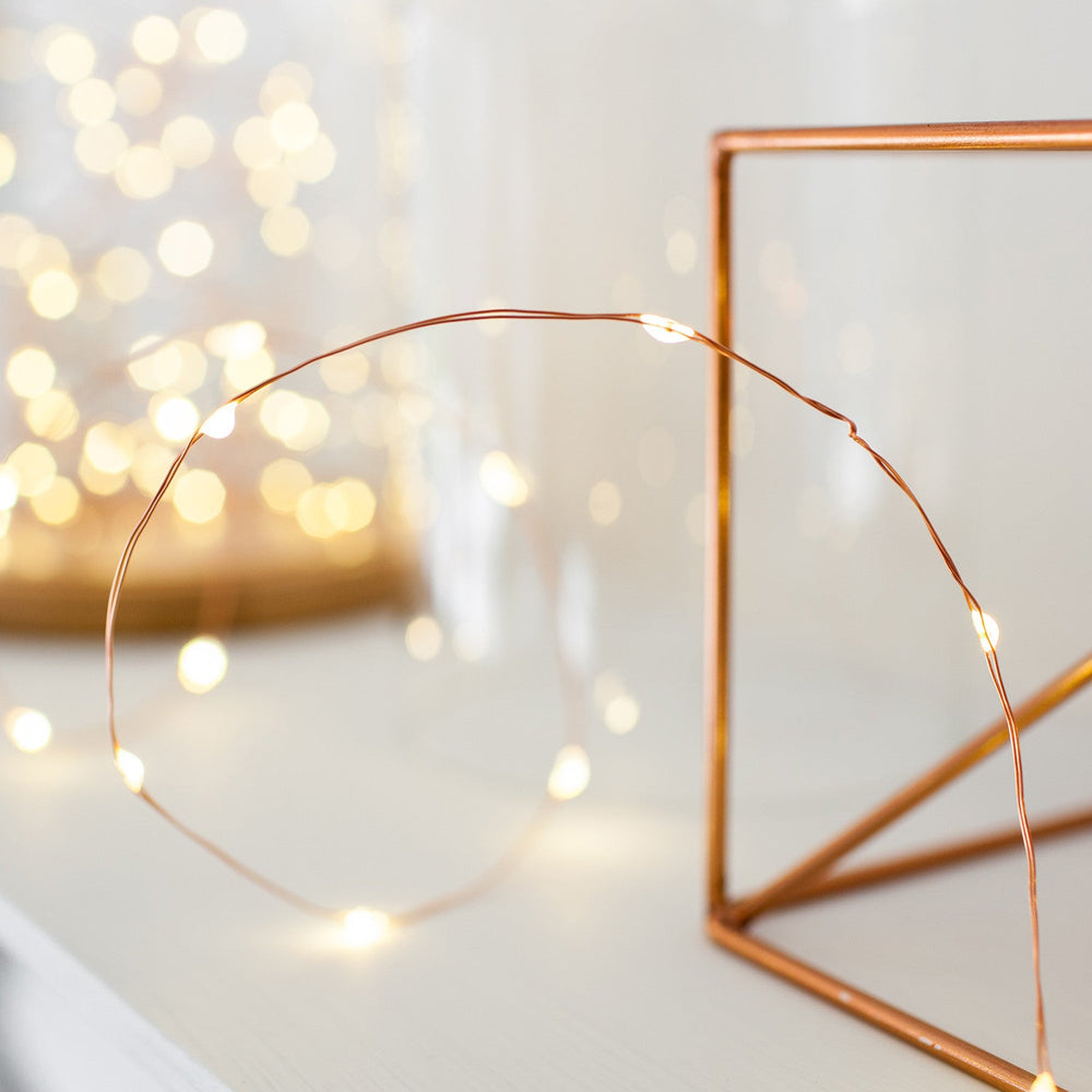 C20-YWCO_copper-wire-micro-battery-fairy-lights-bokeh_P1.jpg