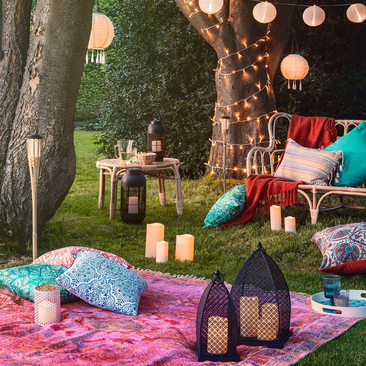 CA16001_ivory-outdoor-battery-pillar-candle-garden-iberian-summer_P4.jpg