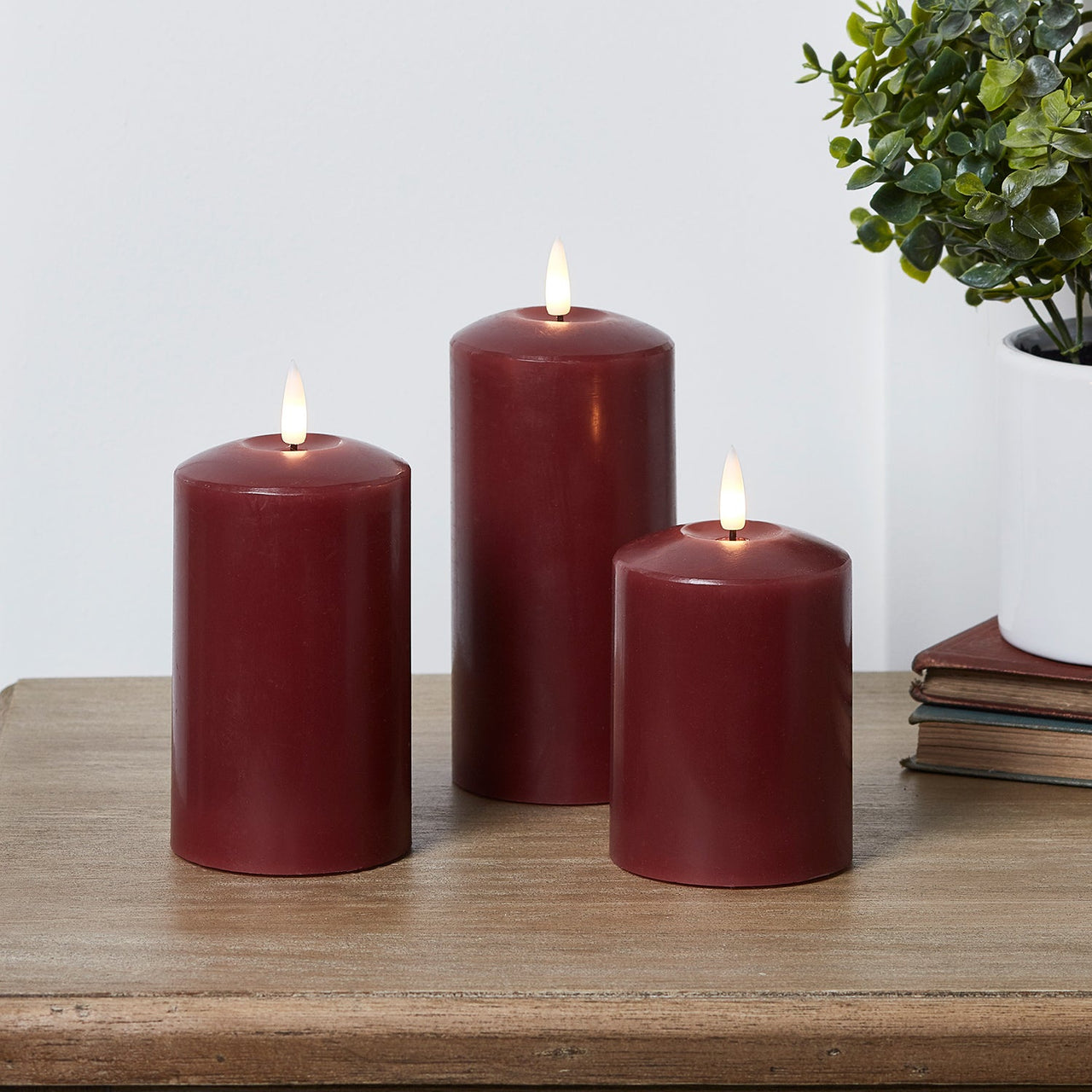 CA20010RC_3-burgundy-truglow-led-candles-p1.jpg