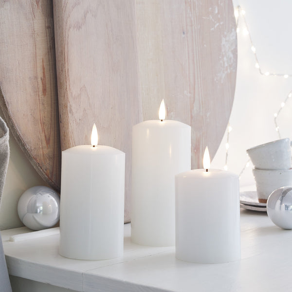 White TruGlow® Pillar Candle Trio & Osby Star Light Bundle