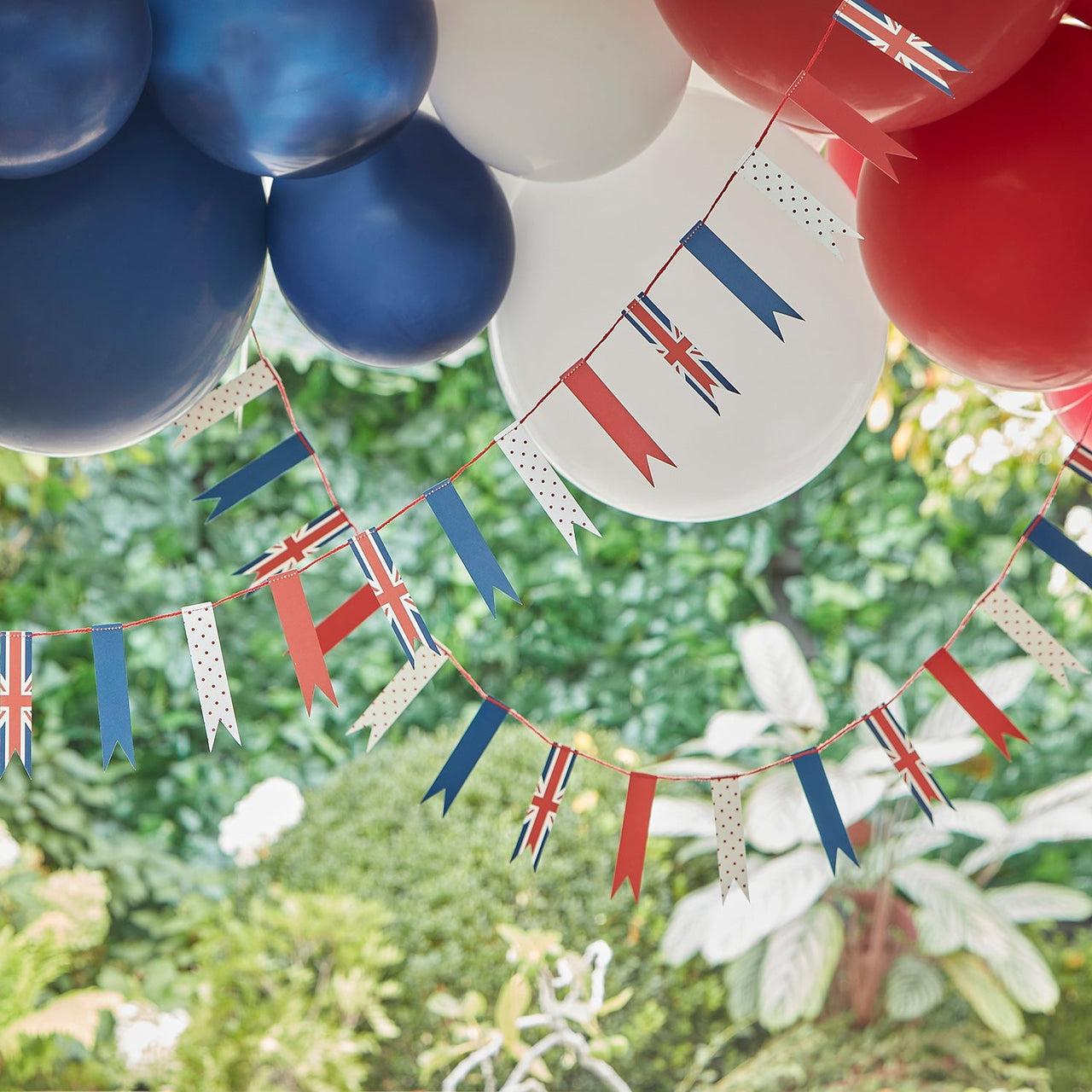 Coronation Union Jack Decoration Bundle