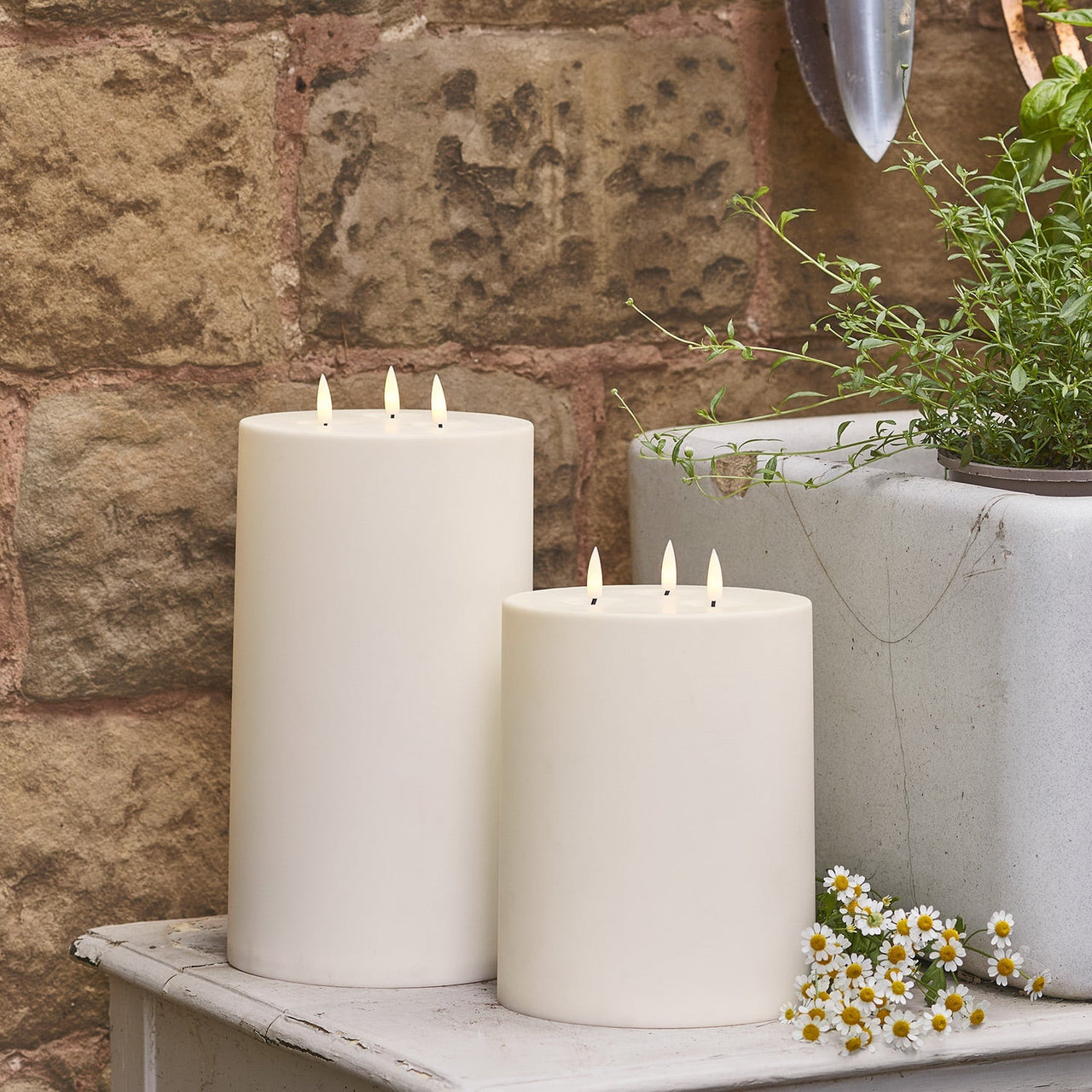 TruGlow® 3 Wick Waterproof Outdoor Candle 28cm