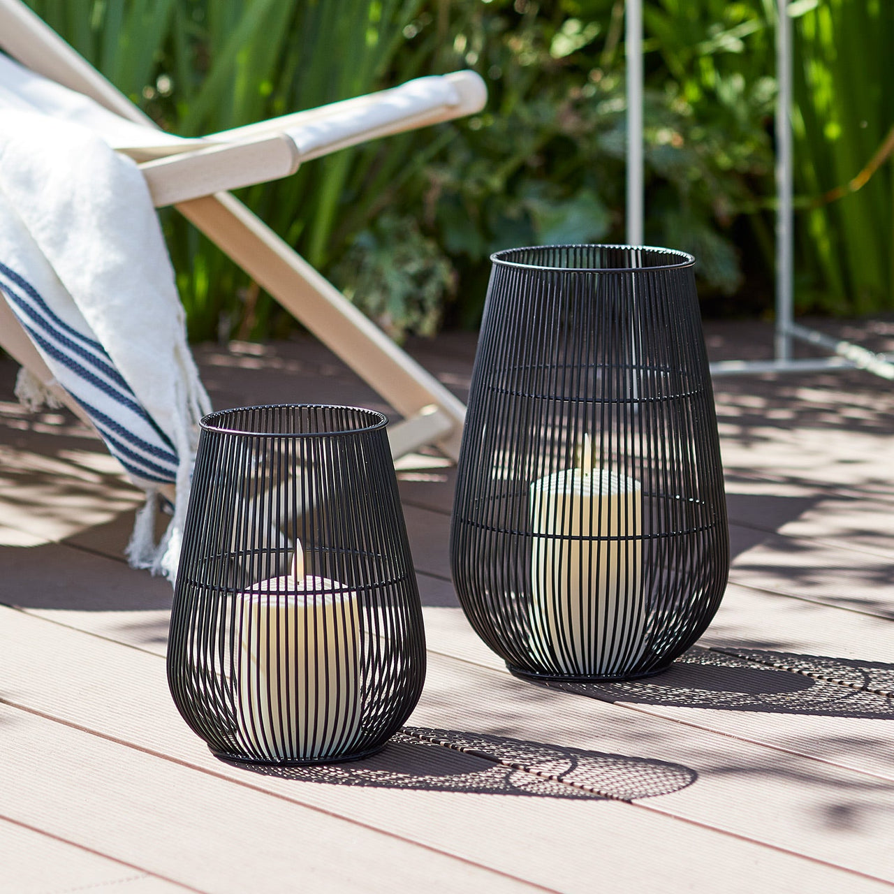 D-LA2101011_Melbourne-Garden-Lantern-Duo-Terrace-Deckchair.jpg