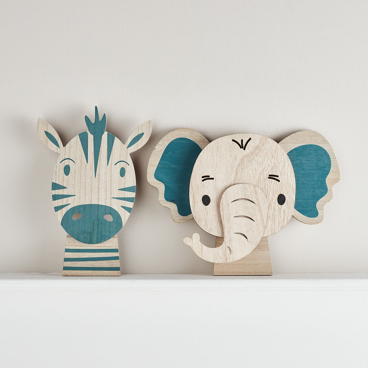 D-LL2201920_Zebra-_-Elephant-Children_s-Wall-Light-Duo-Off_1.jpg