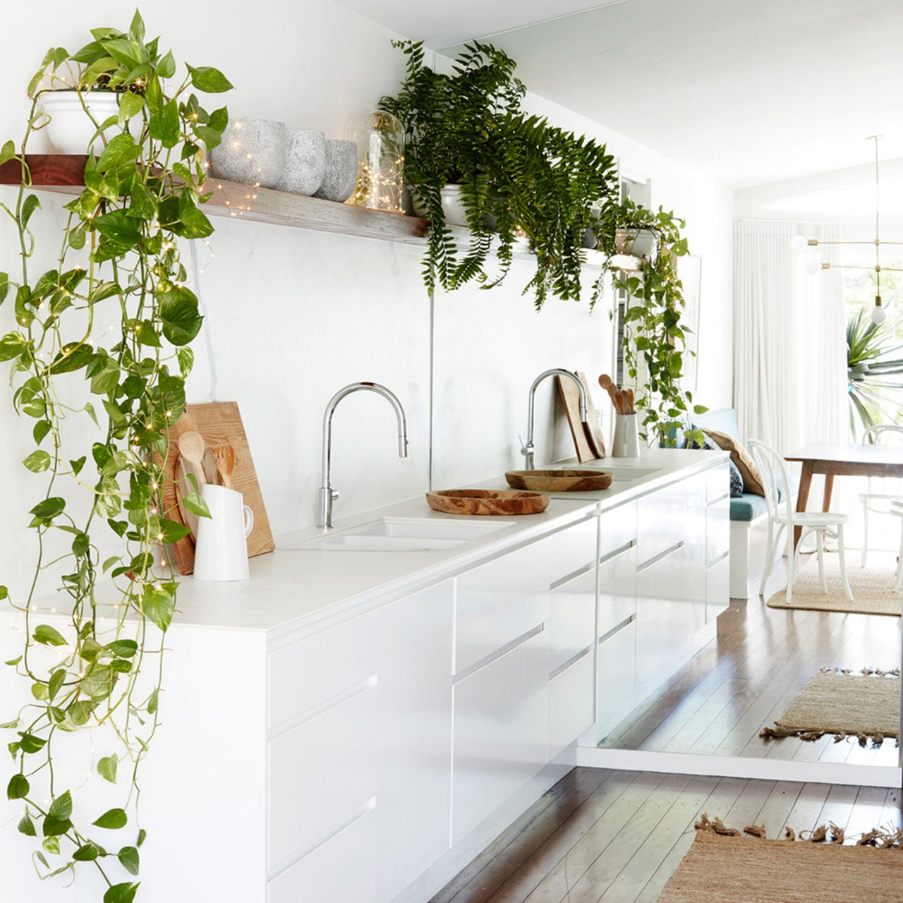 D-MINIMAL3_minimal-glass-domes-micro-fairy-lights-kitchen_P5.jpg
