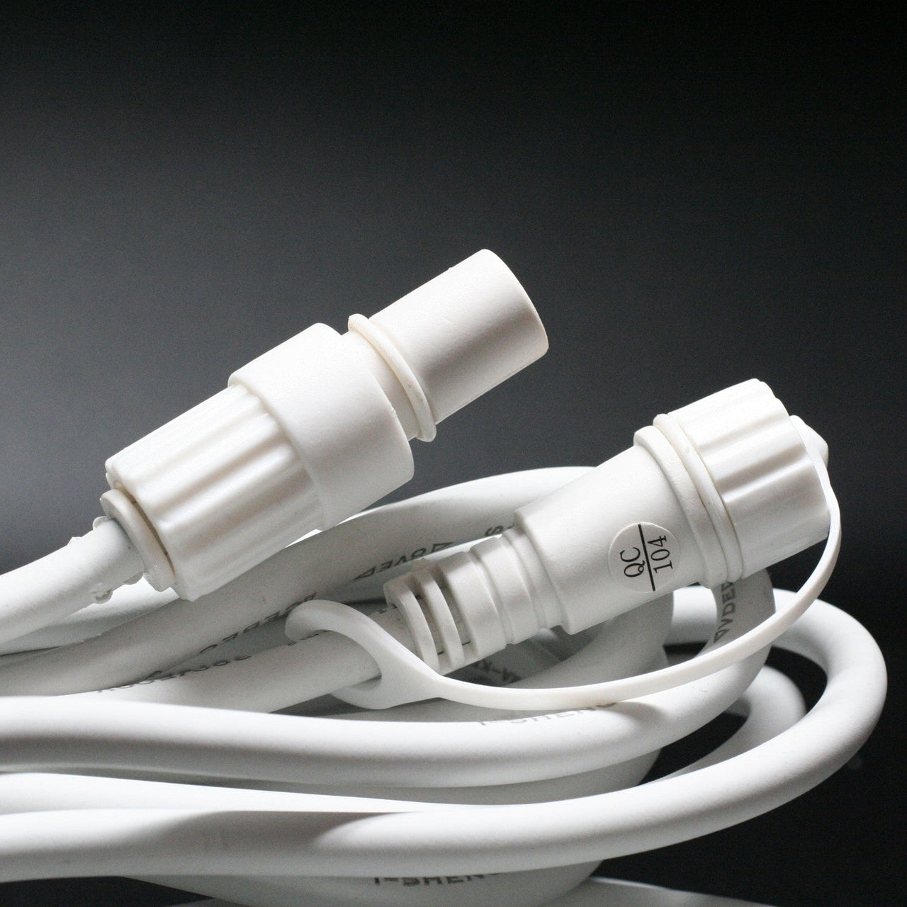 D-QF5-W_5M-EXTENSION-CABLE-WHITE-TYPE-A_P2.jpg