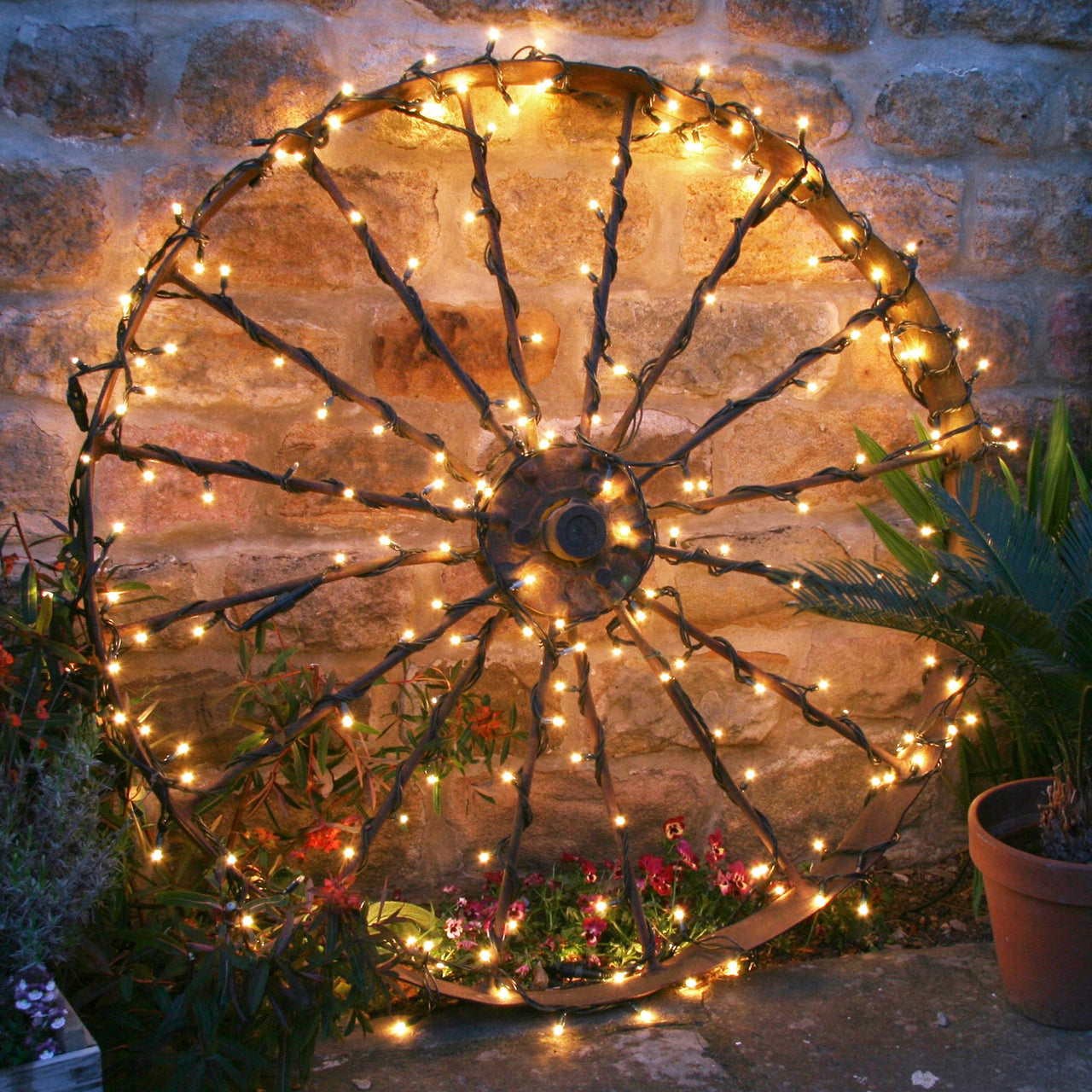 20m 190 Filament Bulb Connectable Outdoor String Lights