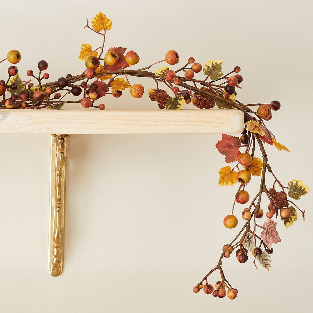1.5m Berry Autumn Garland