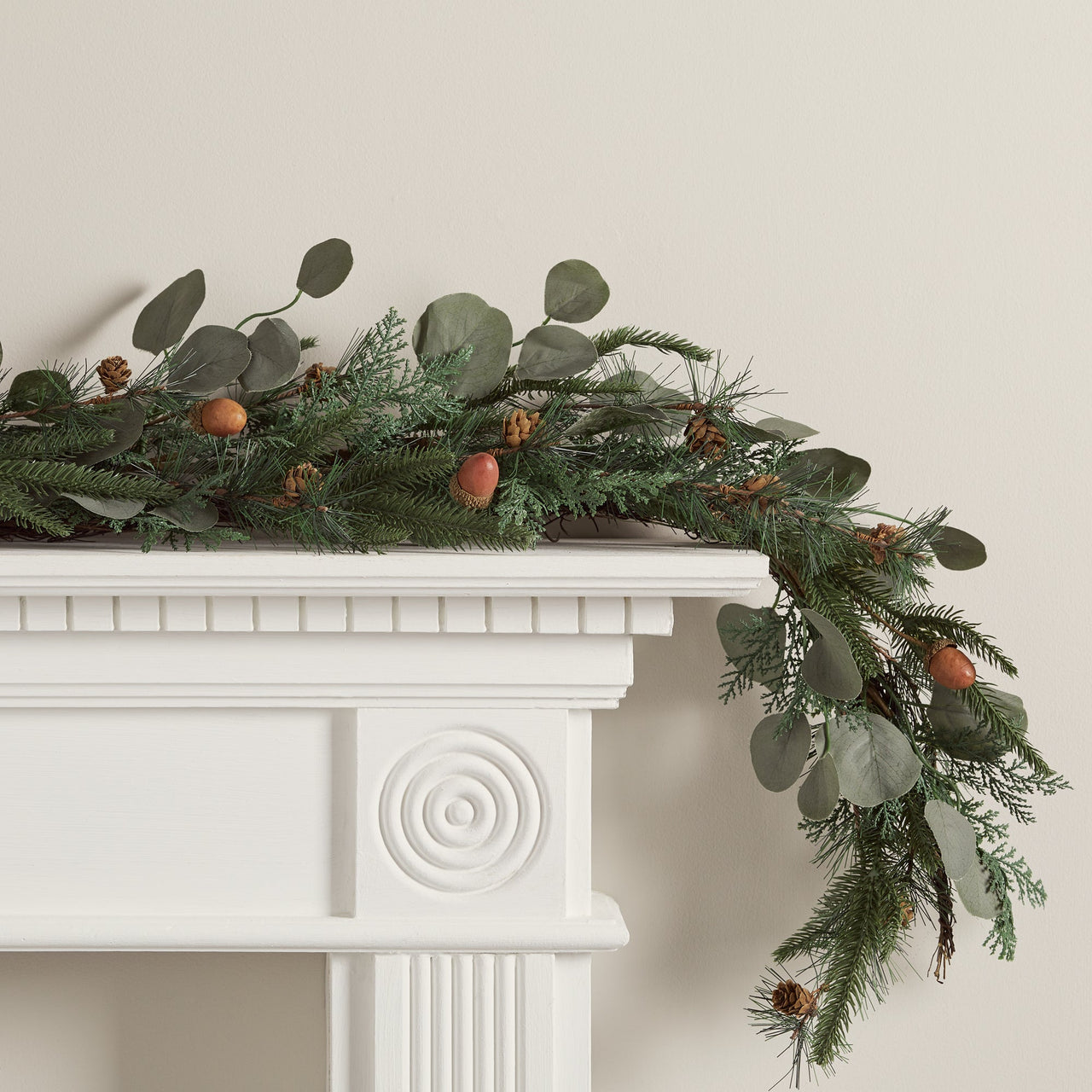 1.5m Acorn Christmas Garland