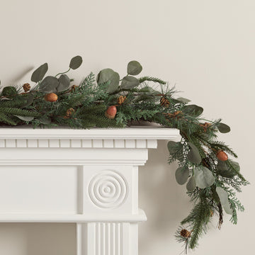 1.5m Acorn Christmas Garland