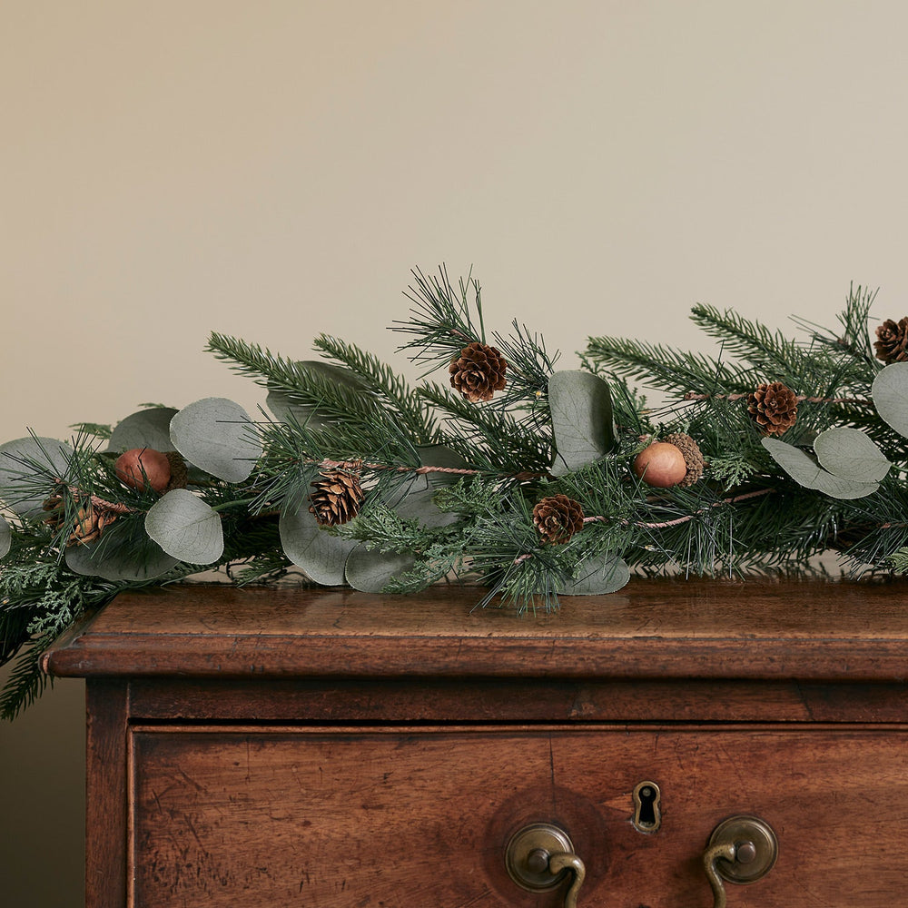 1.5m Acorn Christmas Garland