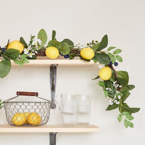 GA22006_2m-Lemon-Spring-Garland_600x600_c48b2b66-9ffb-4f6b-9a69-6e3f0db529ef.jpg