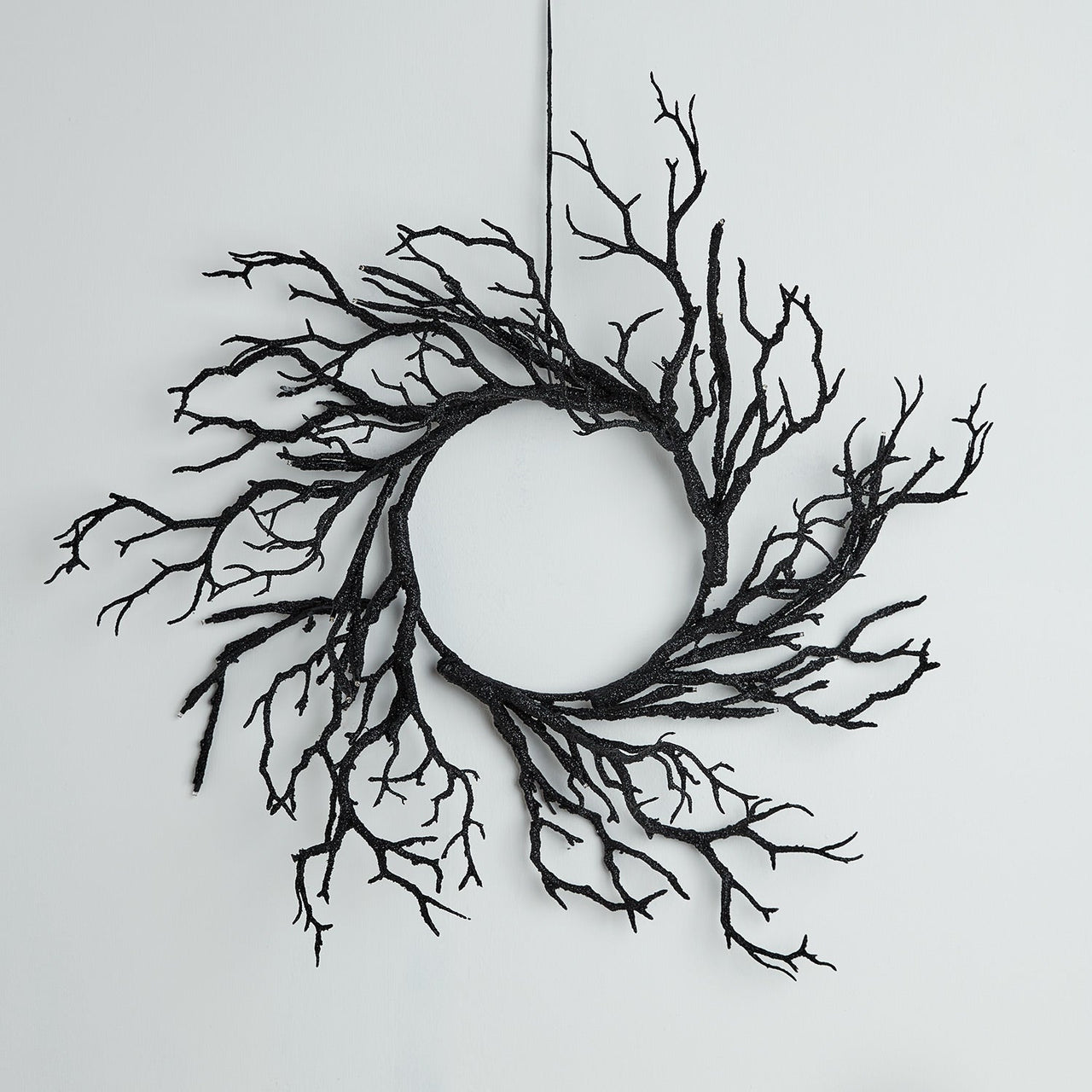 HA23002_Halloween-Prelit-Twig-Wreath.jpg