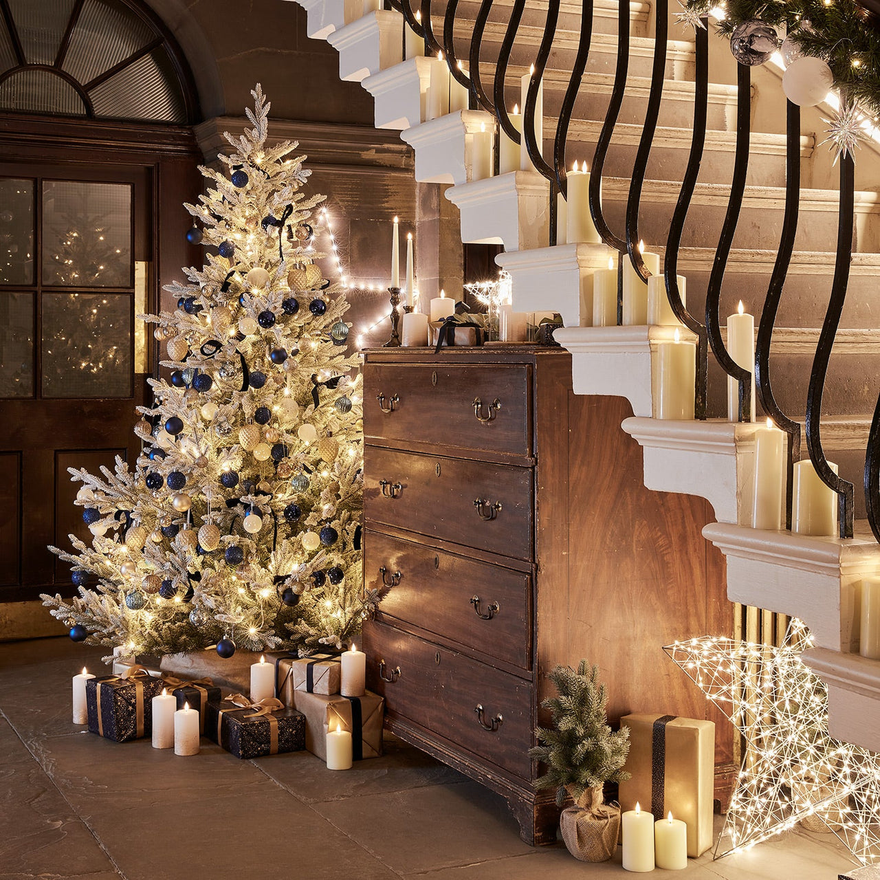 Frosted Norway Spruce 6ft Artificial Christmas Tree