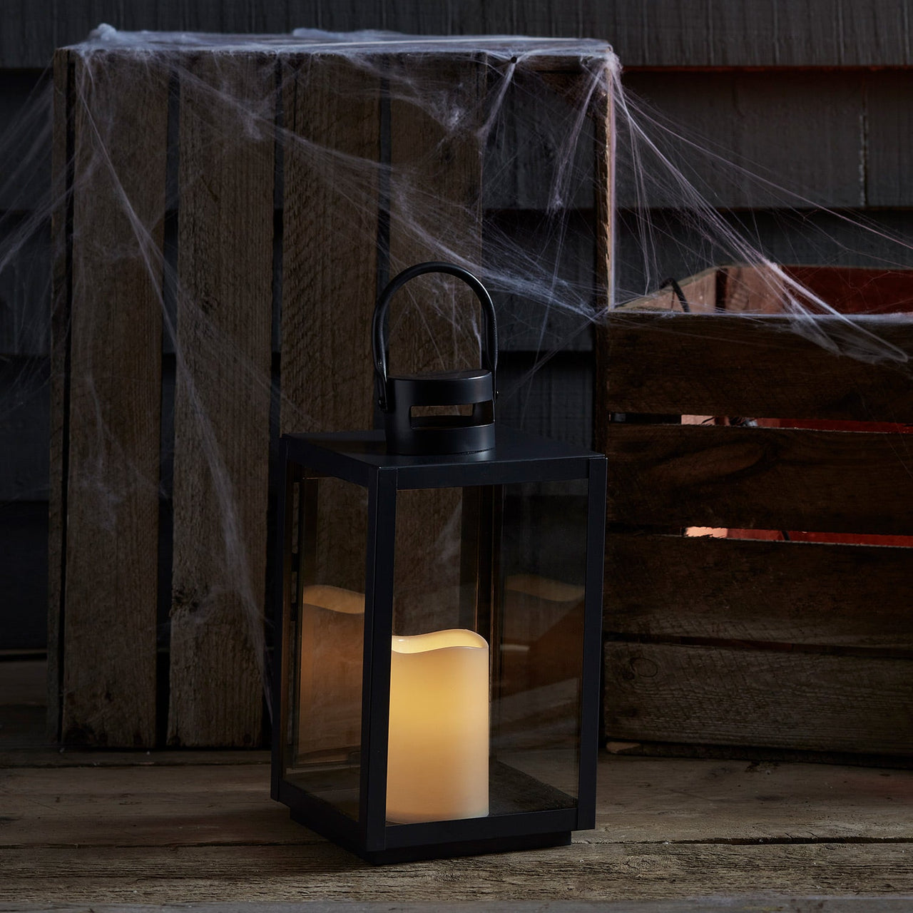 LA17002_Malvern-Battery-Outdoor-Lantern.jpg