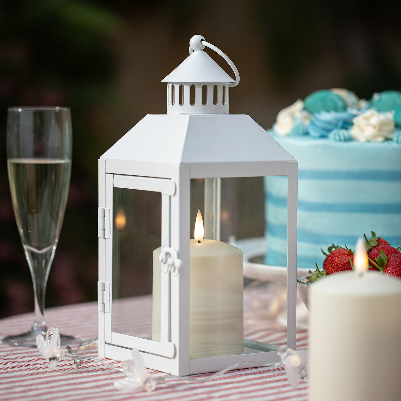 LA20016_PerthWhiteGardenLanternwithTruGlow_Candle.jpg