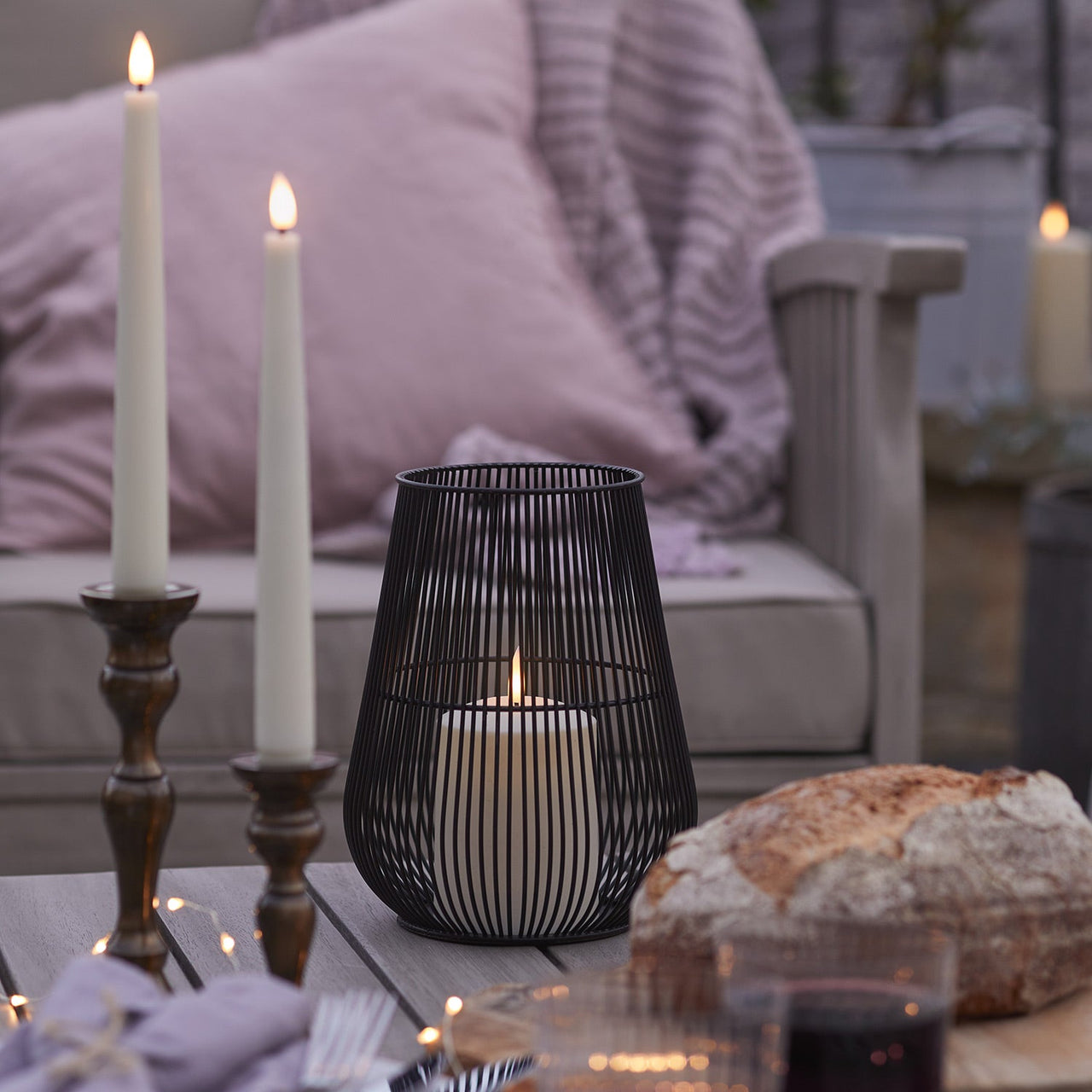 LA21010_melbourne-garden-lantern-with-truglow-candle-coffee-table.jpg