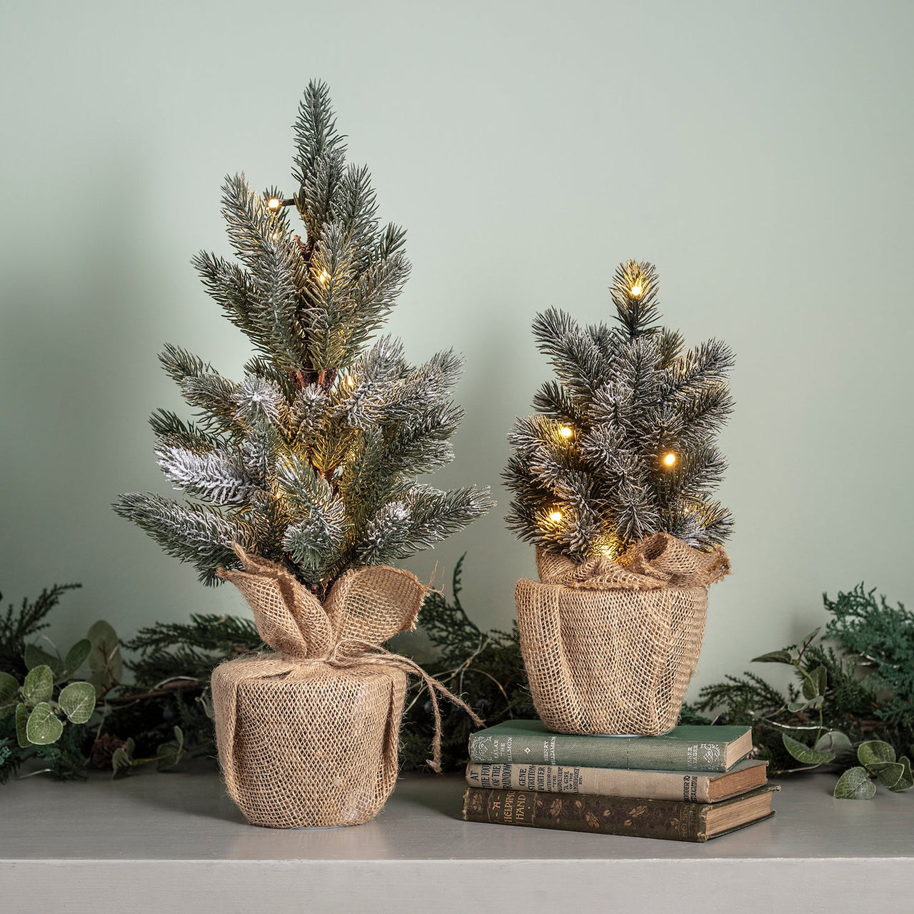 LL17026_30cm-Pre-Lit-Frosted-Mini-Christmas-Tree-Duo_P3.jpg