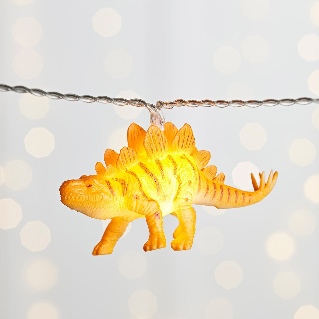 LL20003_12-LED-Plastic-Dinosaur-String-Lights-On-Close-3_2000x2000_d3b62311-ae12-44f7-a4f8-b92c4cbc0c90.jpg