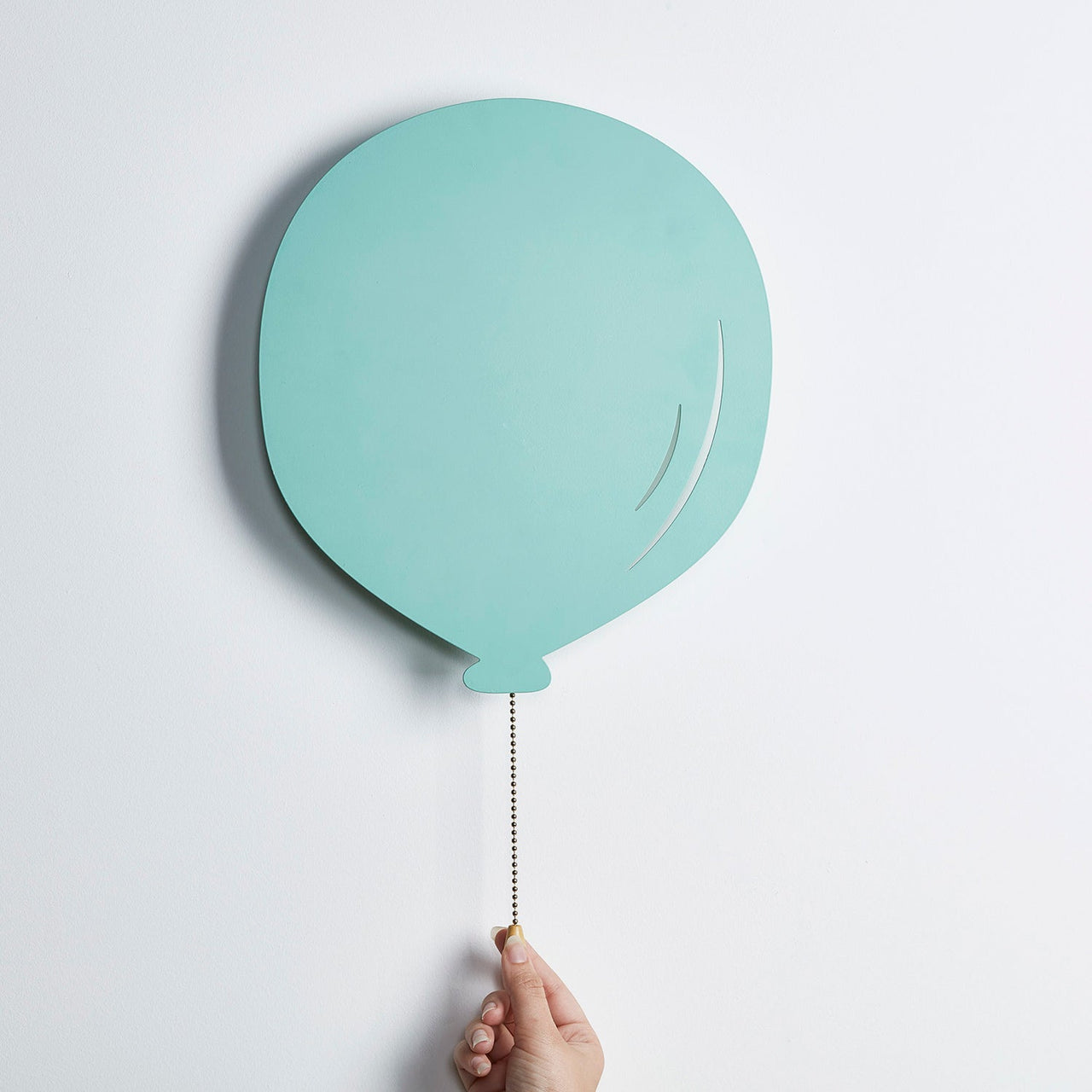 LL20013_LED-blue-balloon-wall-light-p3.jpg