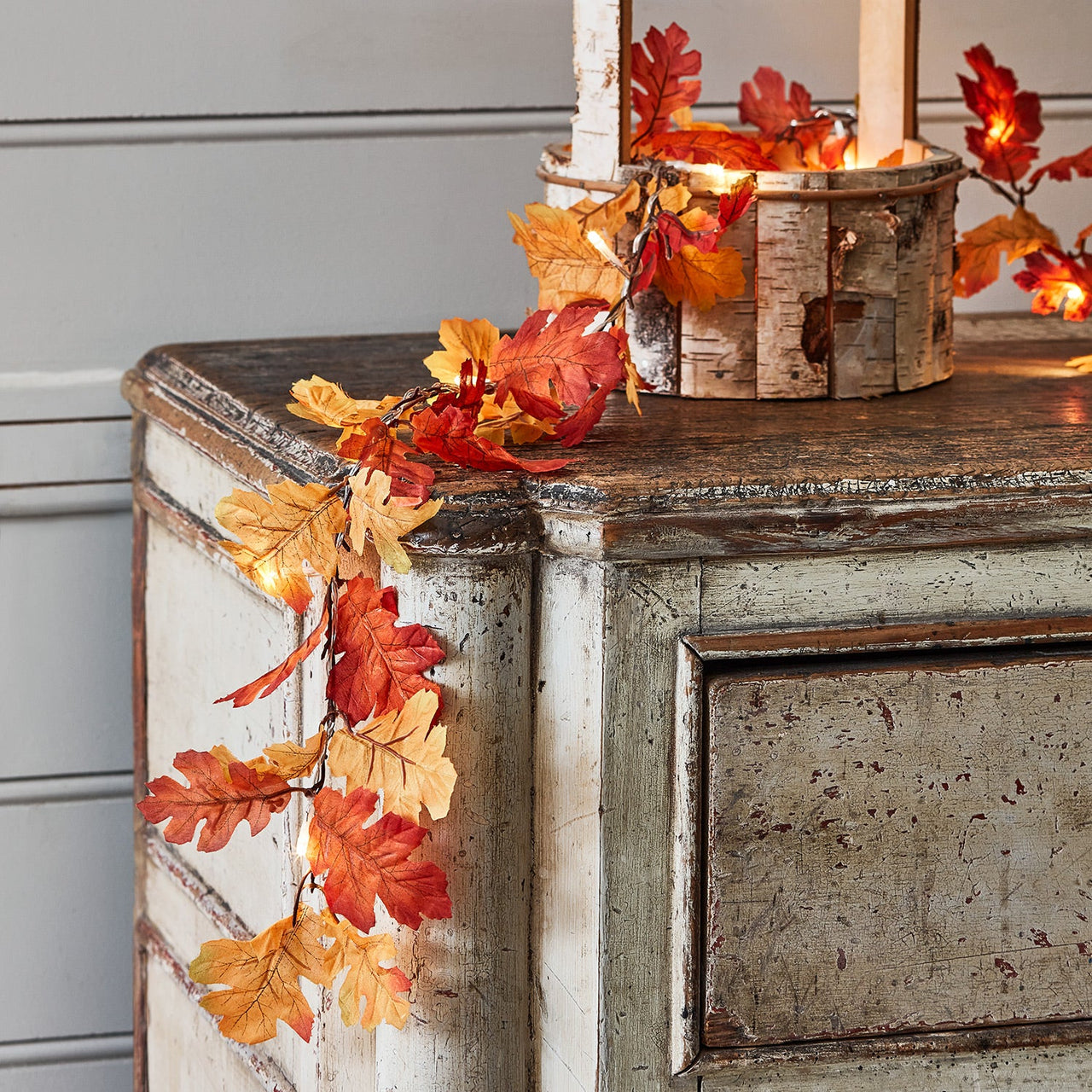 1.45m Pre Lit Oak Leaf Autumn Garland