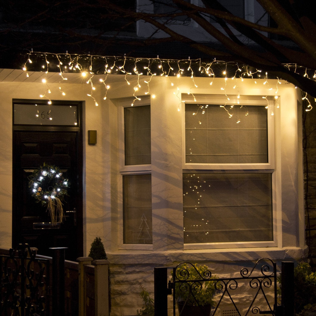 ML64YWC_Warm-White-Icicle-Light-christmas-house_P7_017451ef-1dc1-4e3c-b6ff-8d4d9987f26c.jpg