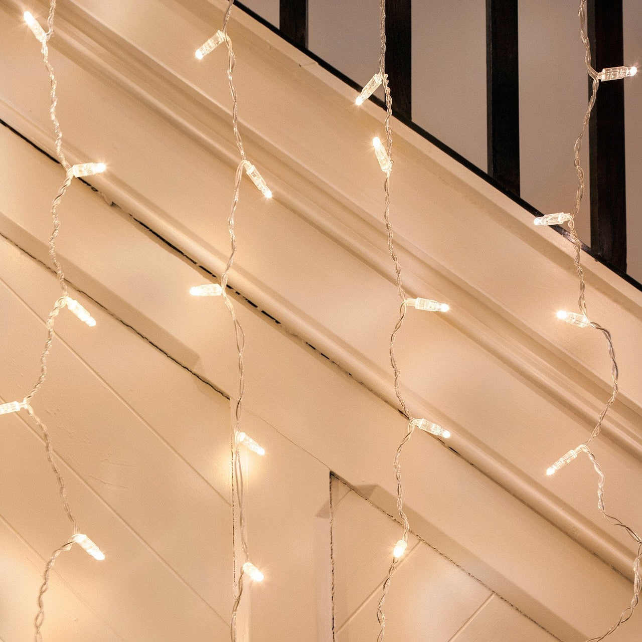 ML96YWC_Warm-White-LED-Curtain-Light-On-Clear-Cable_P1_2c0fab0f-5b3d-48eb-93be-34c869bc82c2.jpg