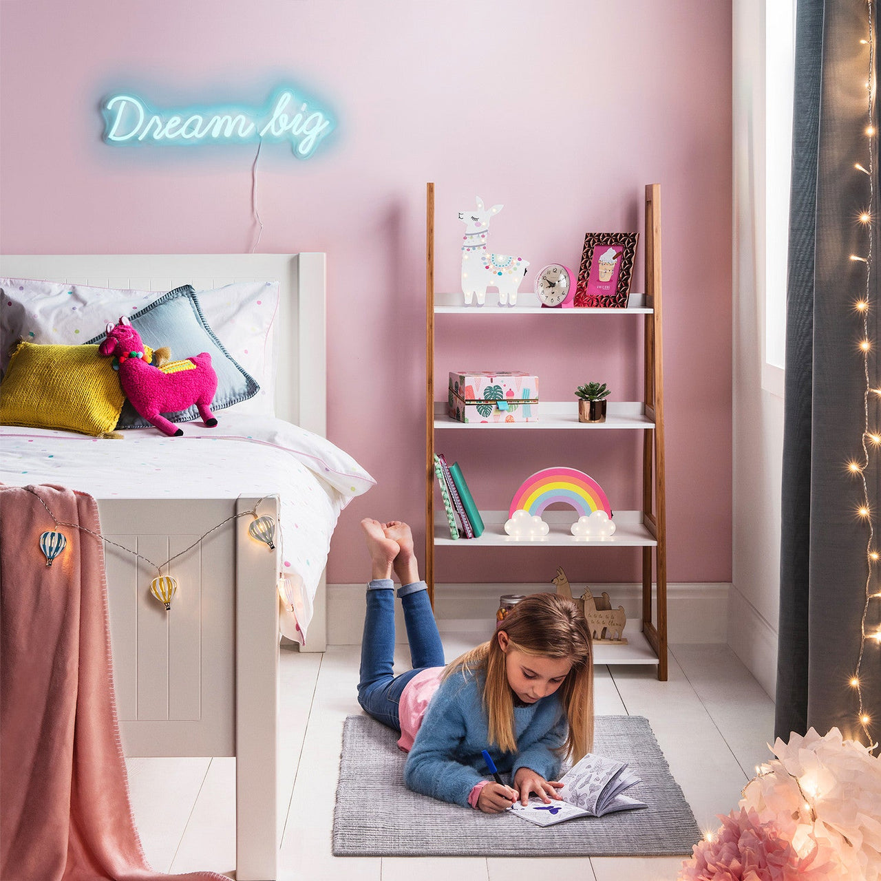 PL18006_Dream-Big-LED-Neon-Sign-Wall-Light-Childrens-Room_P3.jpg