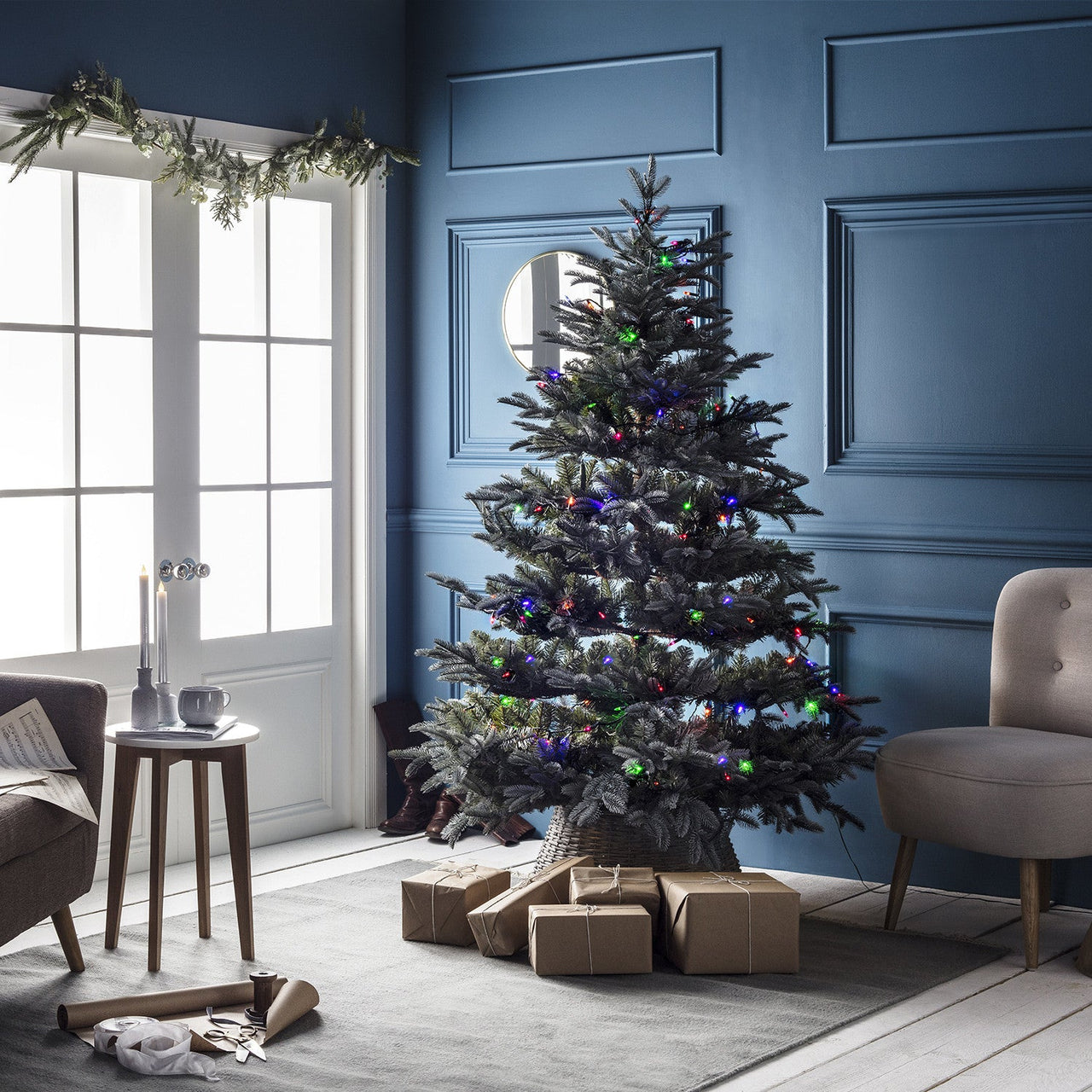 PL18036_100-Multi-Coloured-Traditional-Christmas-LED-Tree-Lights-Lifestyle_P5.jpg