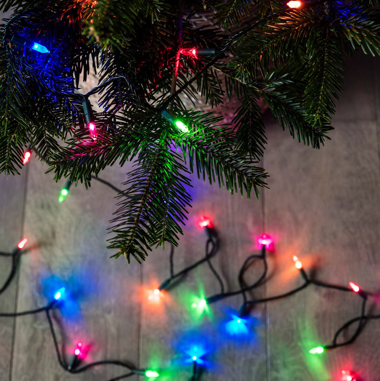 PL18036_Multi-Coloured-Traditional-Christmas-LED-Tree-Lights_P3.jpg