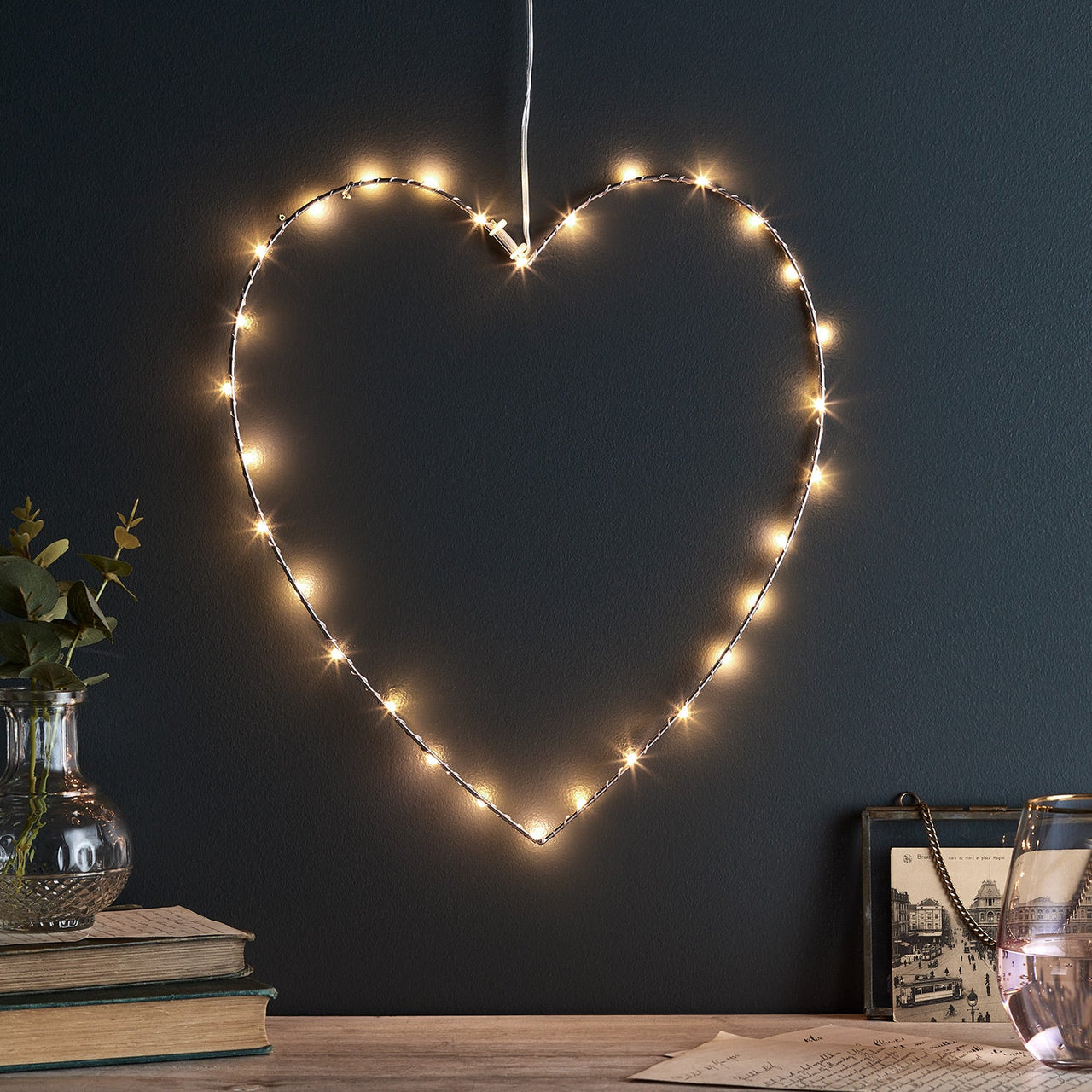 PL21006_Rose-Gold-Fairy-Light-Heart-Wall-Illuminated.jpg