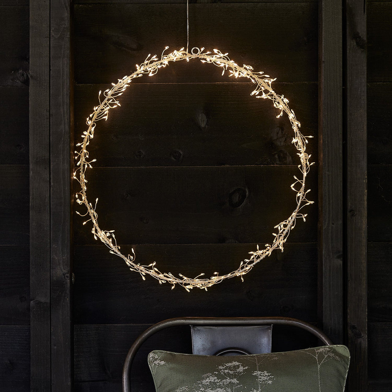 Large Starburst Wreath Outdoor Light