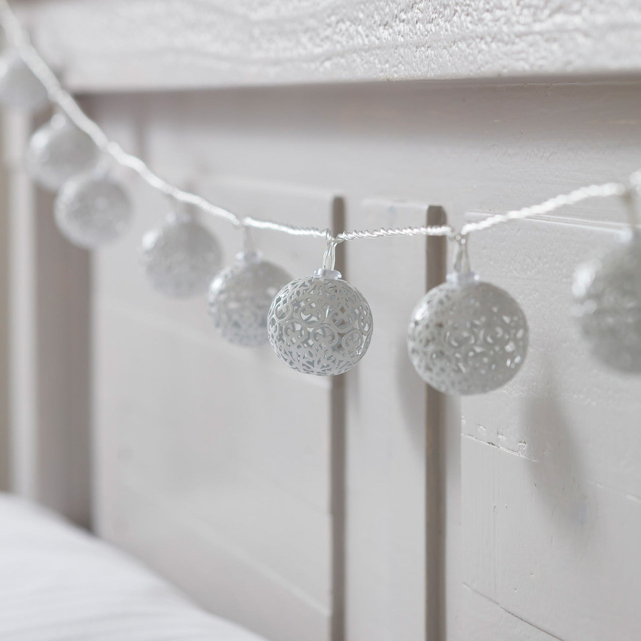 16 White Ball Moroccan Fairy Lights