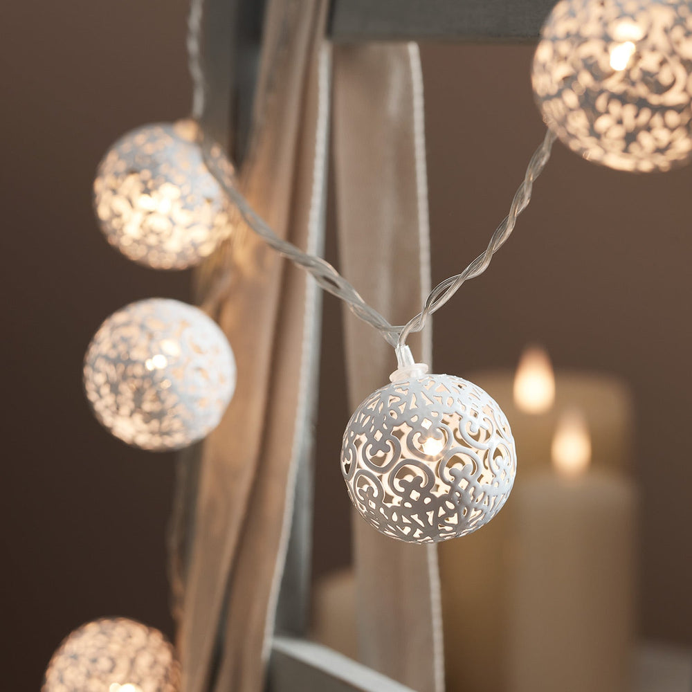 16 White Ball Moroccan Fairy Lights