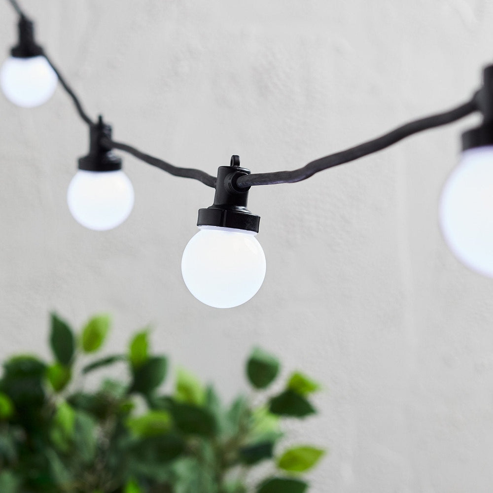 Pro Connect 125m 250 White Connectable Festoon Lights Black Cable
