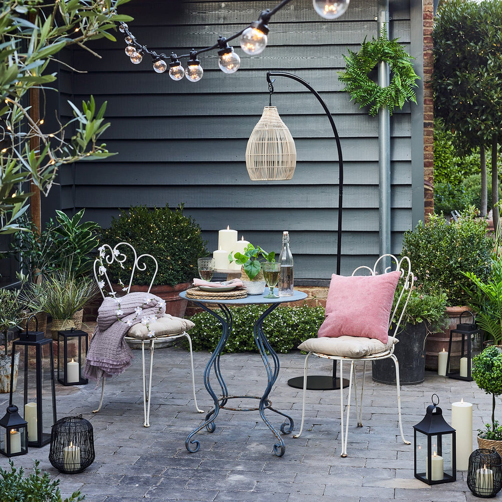 Rattan Solar Outdoor Pendant Light