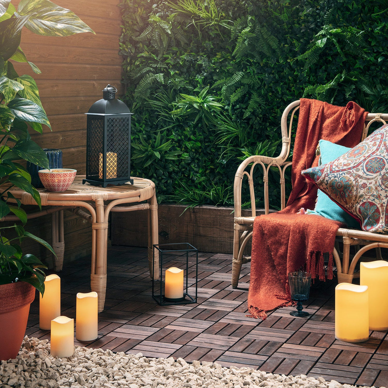 Agadir Garden Solar Lantern