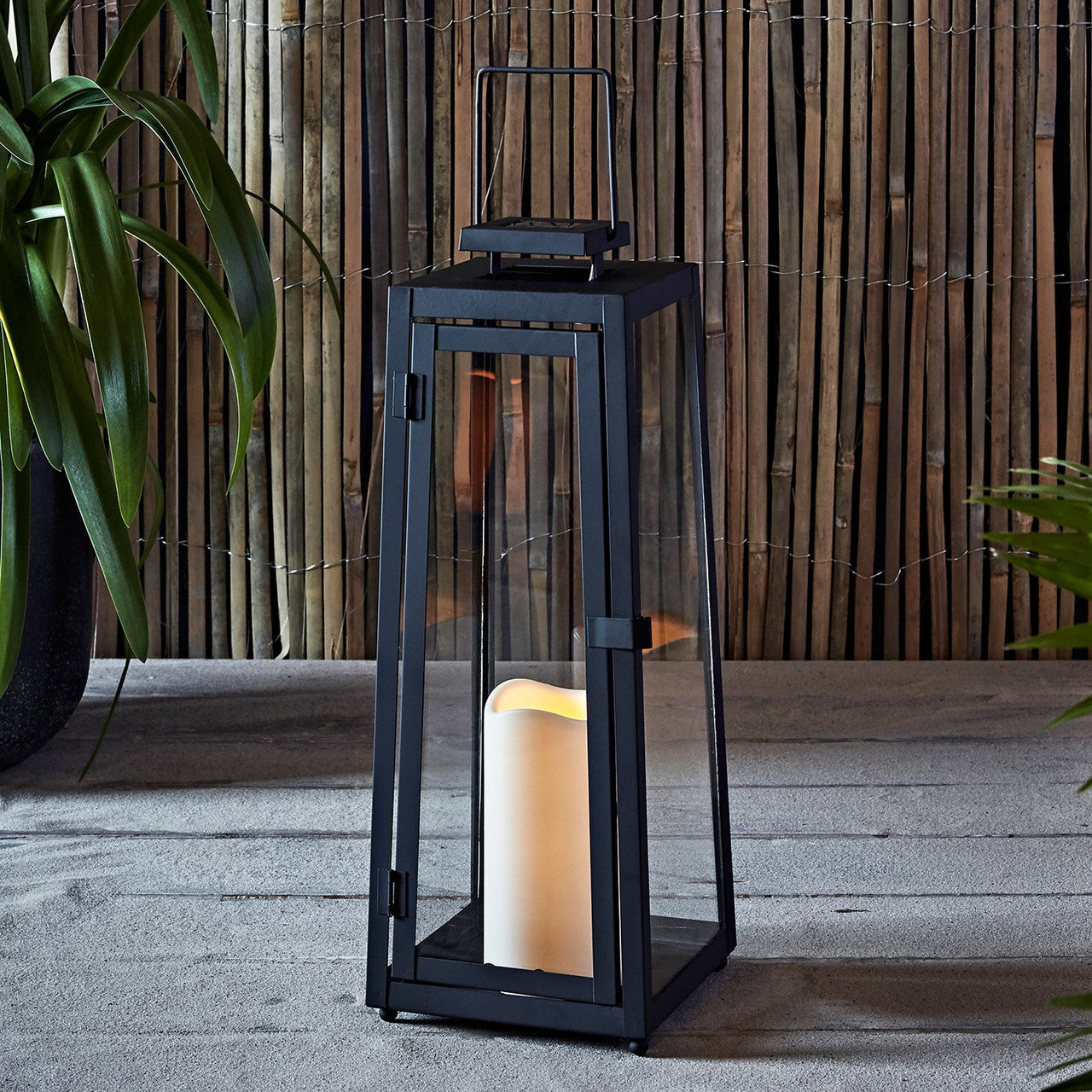 Porto Large Solar Garden Lantern