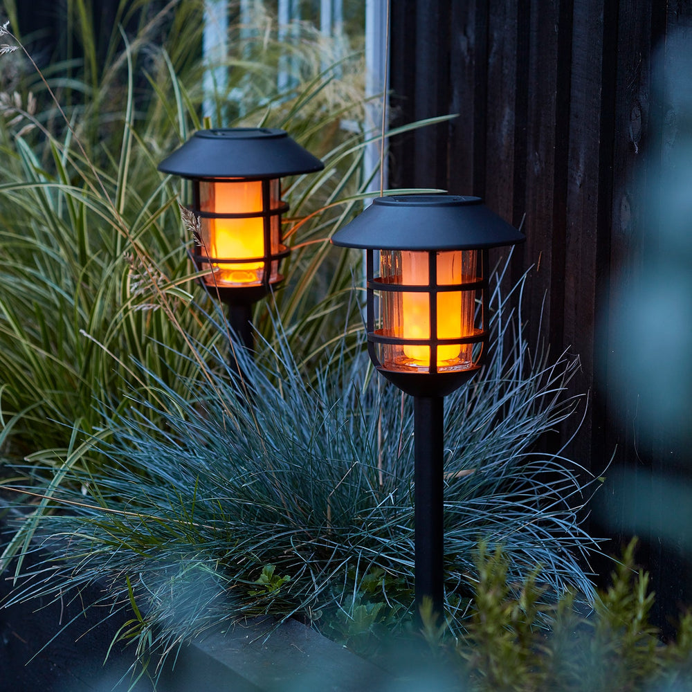 SL20015_2-moving-flame-led-solar-stake-lights-p1.jpg
