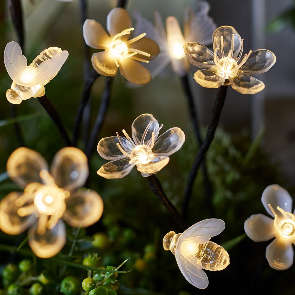 SL21001_Flower-Butterfly-Bee-Solar-Stake-Lights-Illuminated-Close.jpg