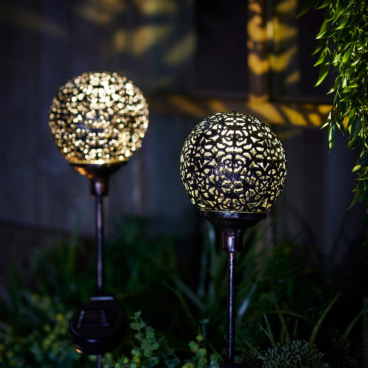 2 Moroccan Ball Solar Stake Lights