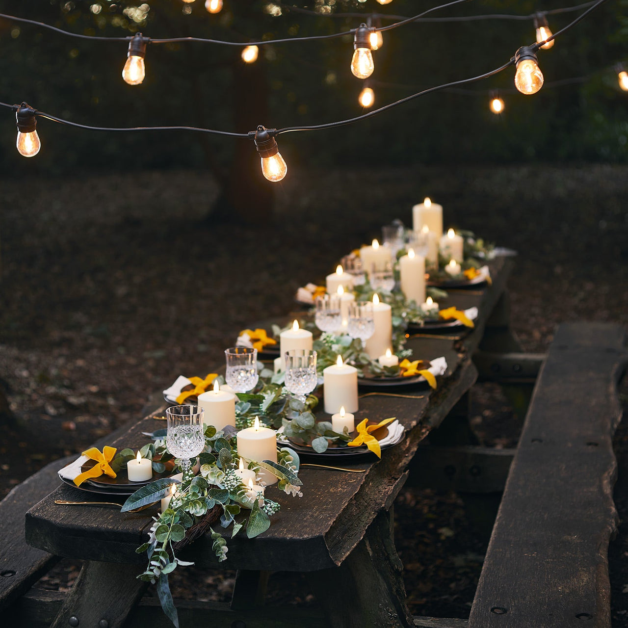 Spring-Summer-Alfresco-Dining-Setting-Table-Display-Outdoor-TruGlow-Candles-Garland-Festoons-Illuminated-2_a400bd17-995c-4d67-b7ef-c412c89bfcb1.jpg