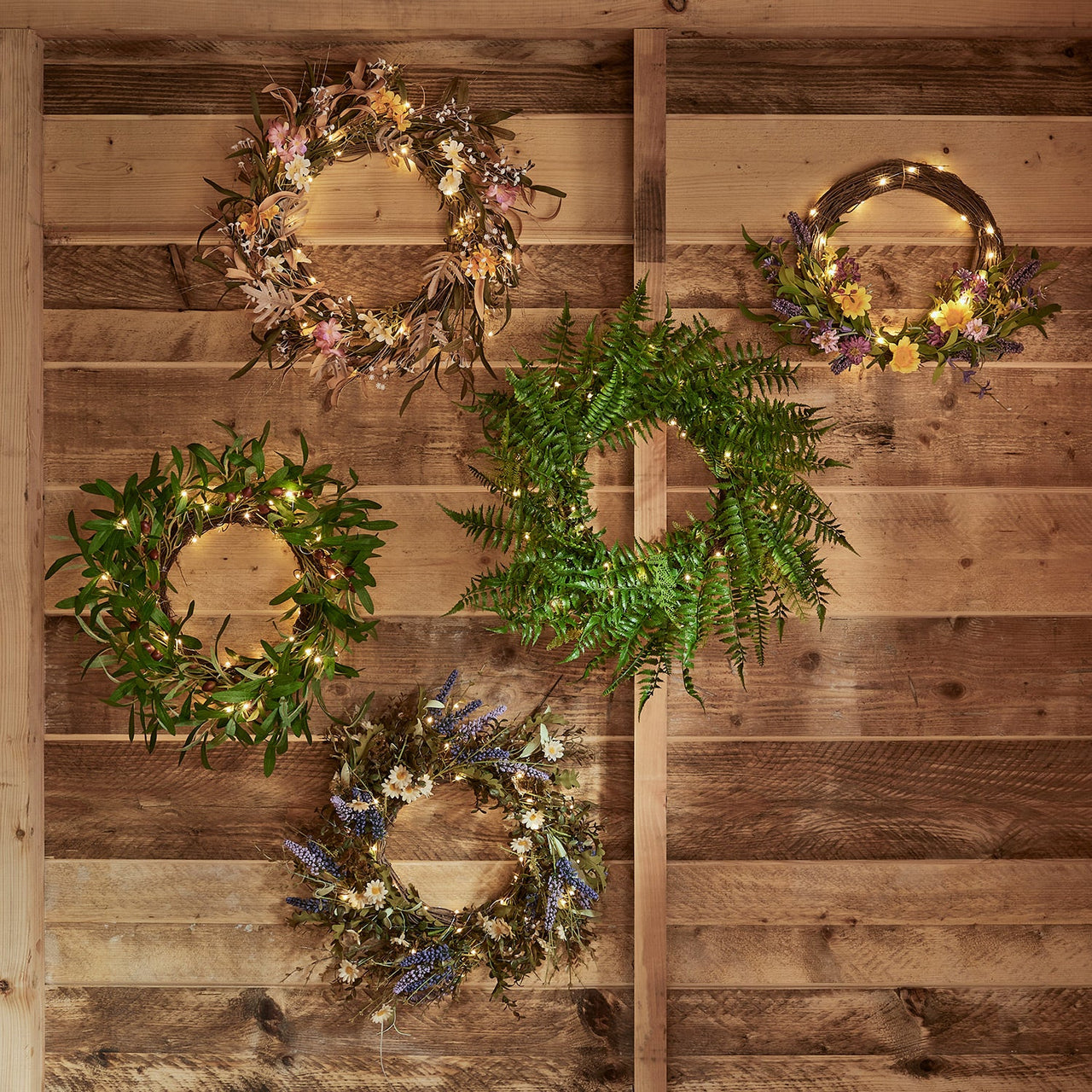 50cm Fern Spring Wreath