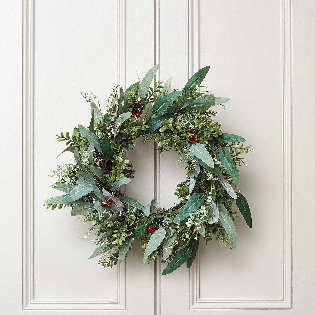 50cm Red Berry Christmas Wreath With Bow