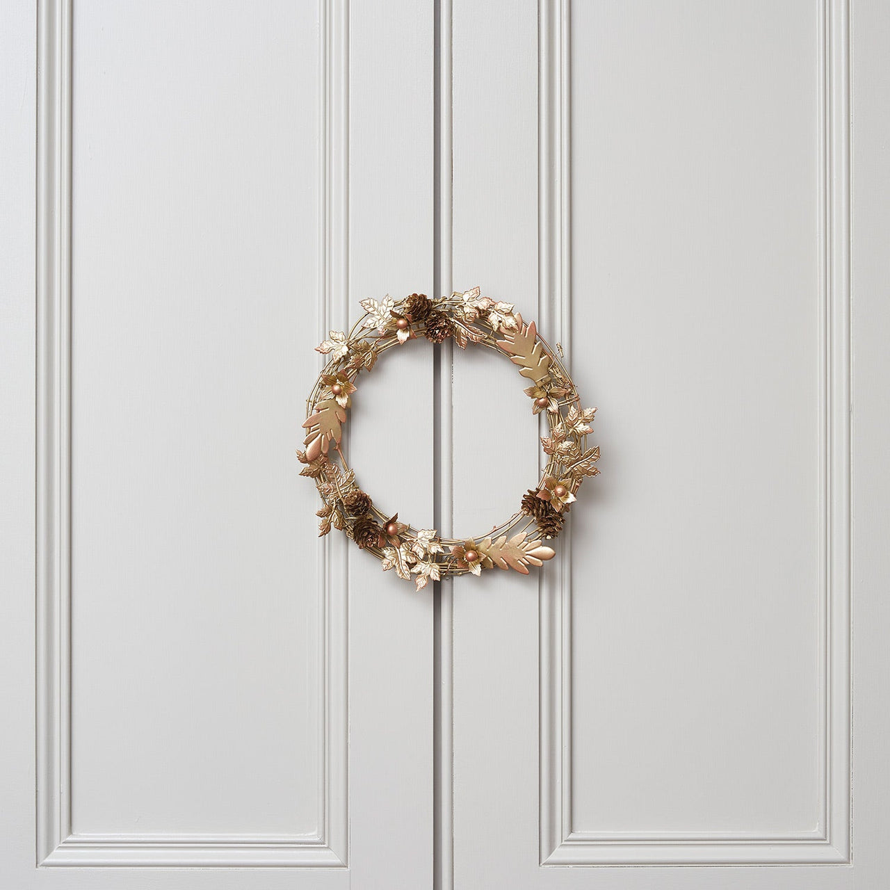 33cm Gold Leaf Christmas Wreath