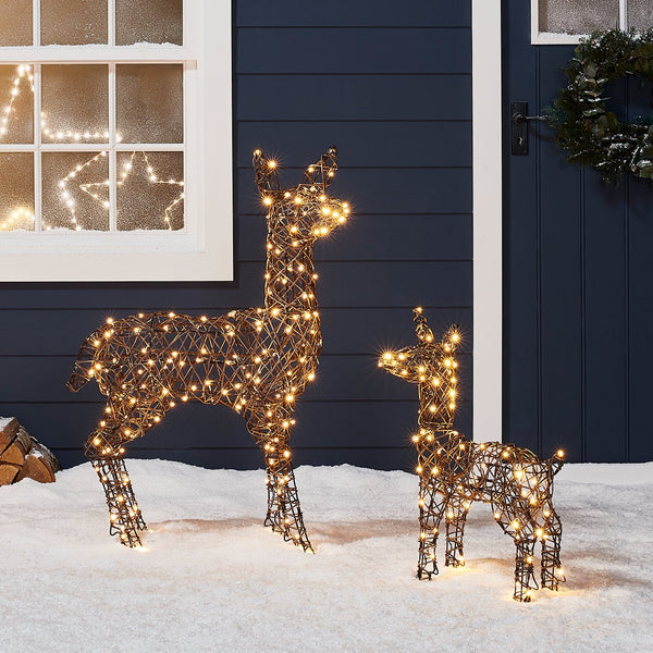 Studley Rattan Light Up Reindeer Family 24v